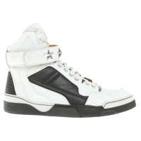Givenchy High-top sneakers in black / white