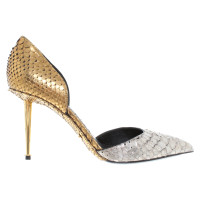 Tom Ford pumps made of reptile leather