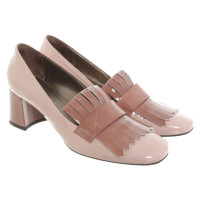 Marc Cain Pumps/Peeptoes aus Lackleder in Rosa / Pink