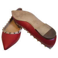 Valentino Garavani Slippers/Ballerina's Leer in Rood