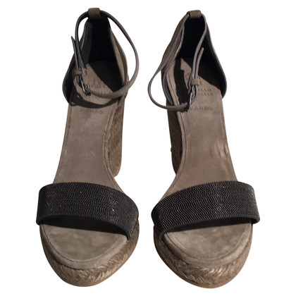 Brunello Cucinelli Chaussures compensées en Daim en Taupe