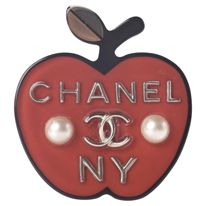 Chanel Broche in Rood