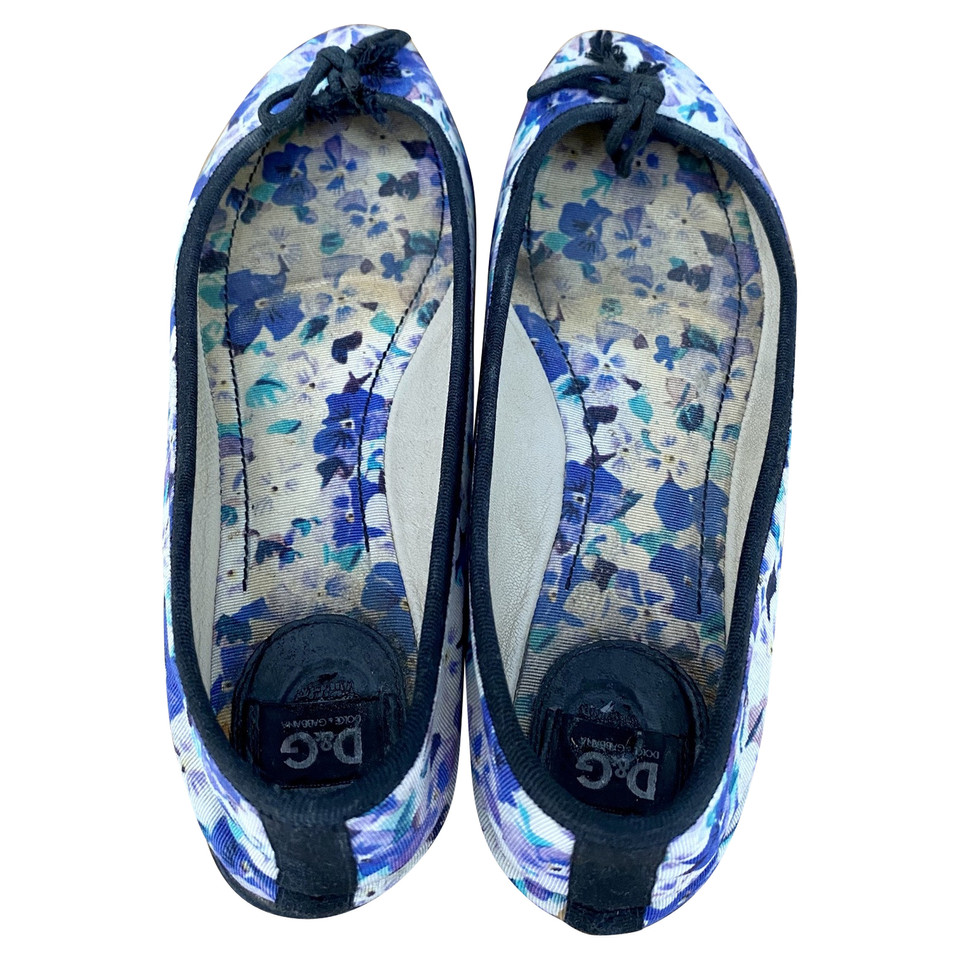 Dolce & Gabbana Sandals in Blue