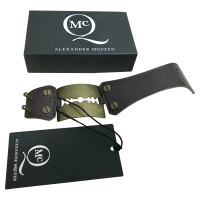 Alexander McQueen Armreif/Armband aus Leder in Bordeaux