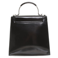 Karl Lagerfeld Handtasche aus Lackleder in Schwarz