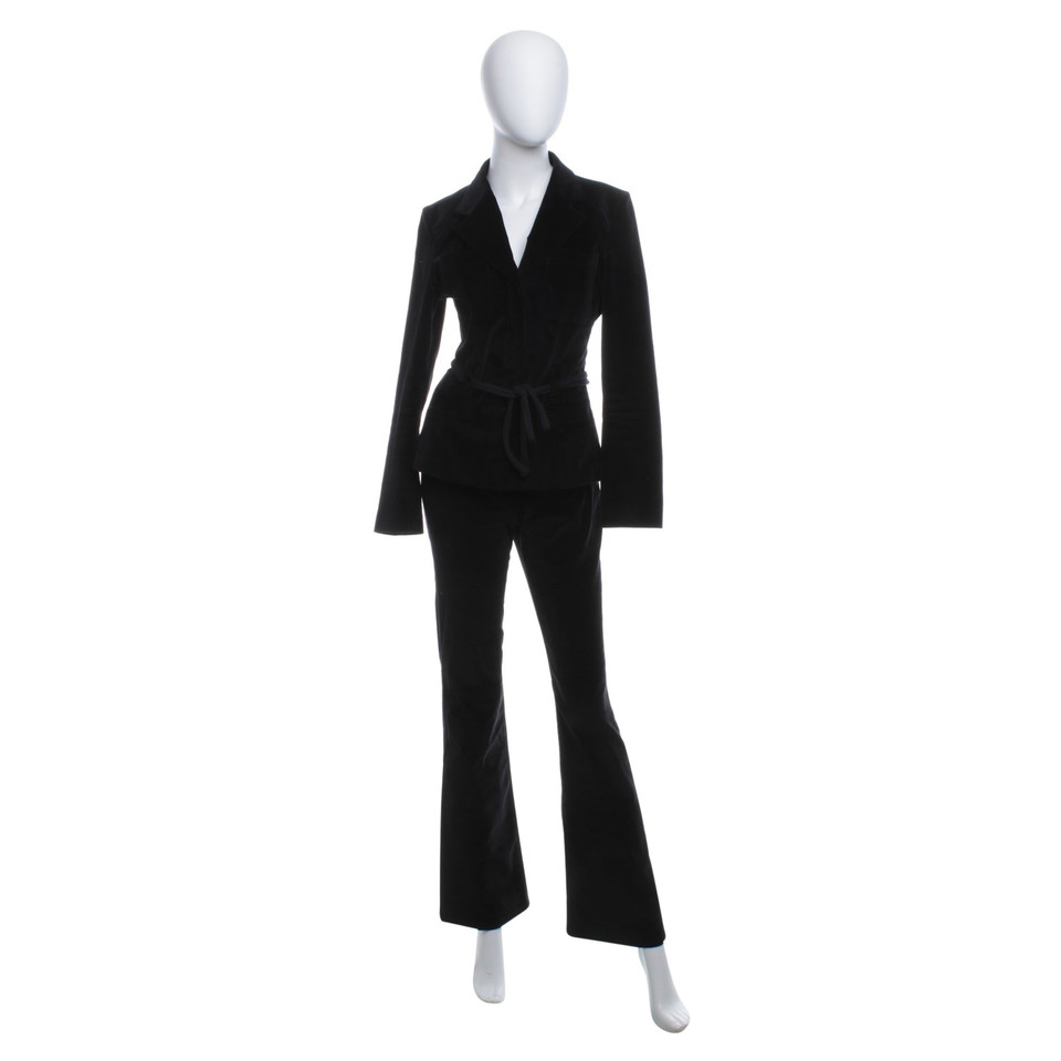 Strenesse Velvet suit in Black