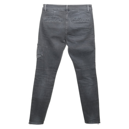 Closed Jeans "Claire" in Grau