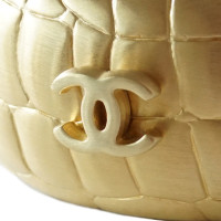Chanel Bracelet avec gaufrage crocodile et logo CC