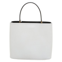 Prada Handtasche aus Leder in Creme