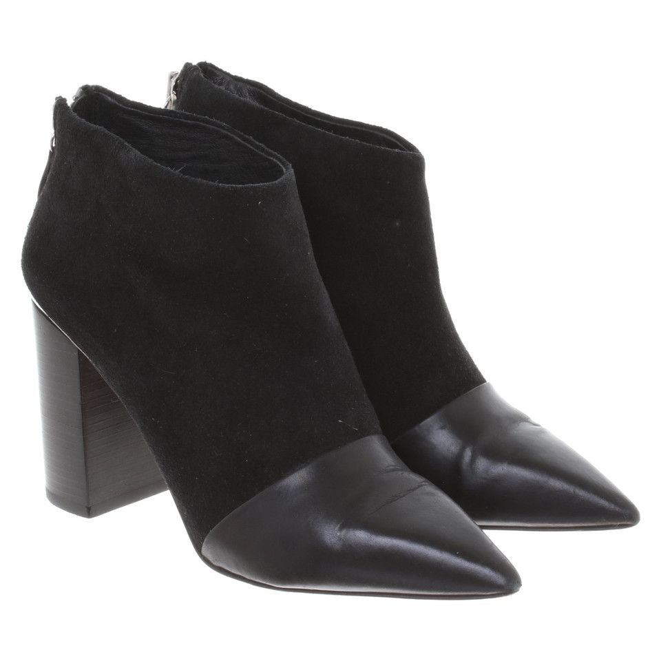See By Chloé Ankle Boots aus Wildleder