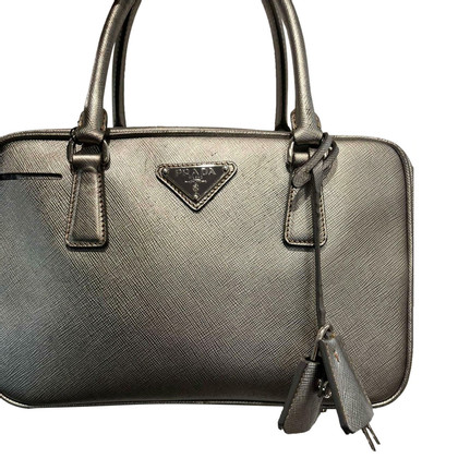 Prada Handtas Leer in Grijs