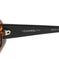 Chanel Zonnebrillen in bruin