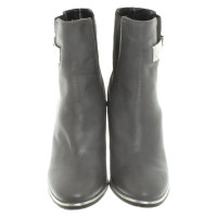 Armani Stiefeletten in Grau