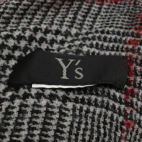 Yohji Yamamoto Cloth in black and white