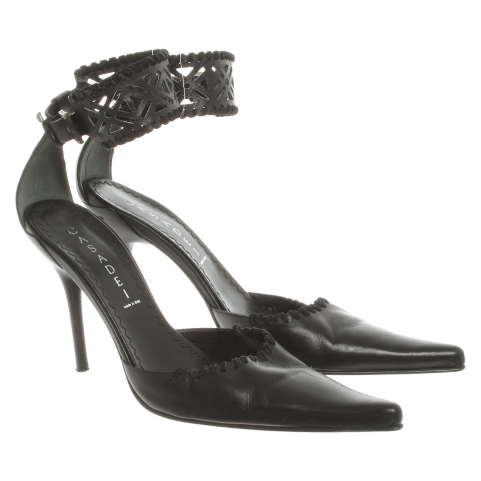 Casadei Pumps/Peeptoes en Cuir en Noir