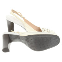 Tod's Pumps/Peeptoes Patent leather in Cream