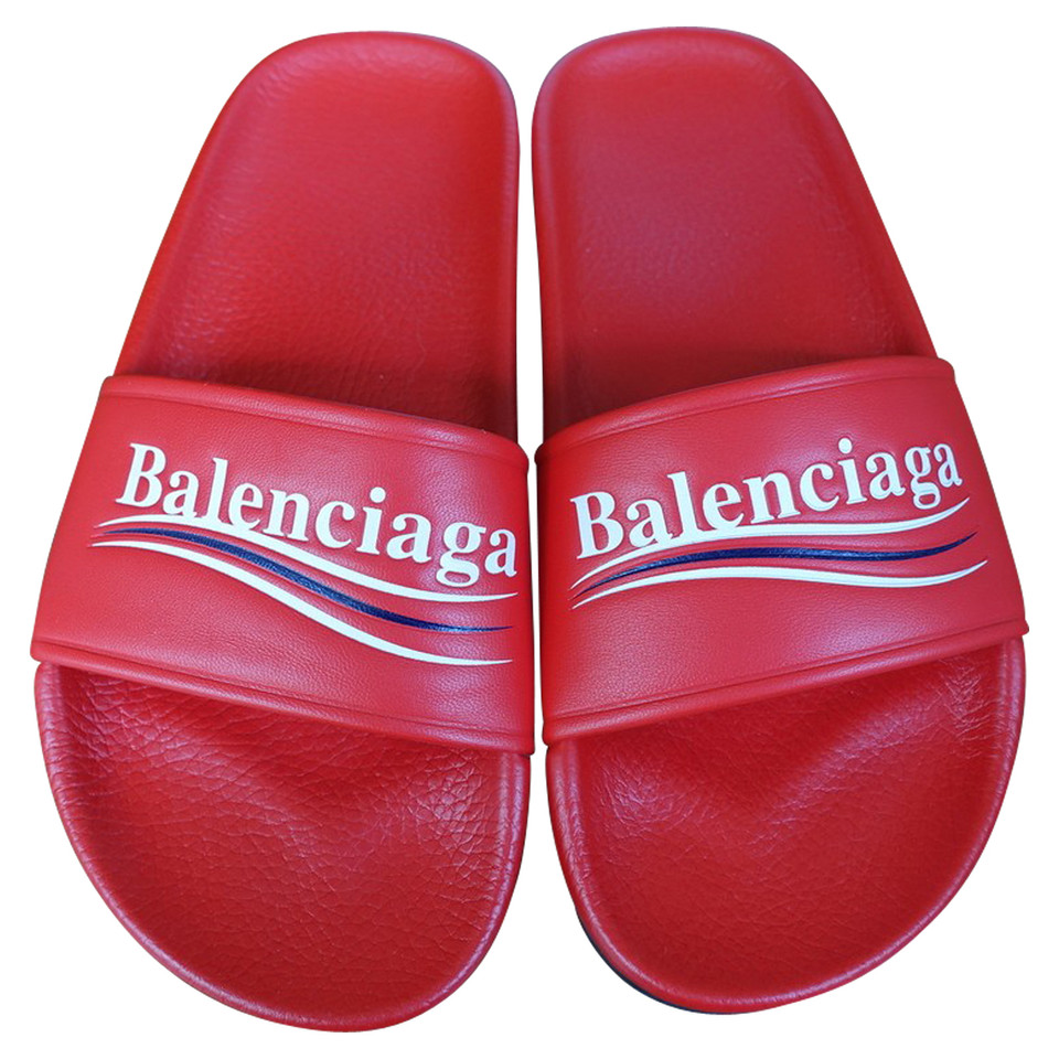 Balenciaga Slippers/Ballerina's in Rood