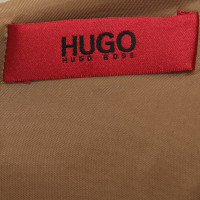 Hugo Boss Beigefarbenes Kleid aus Wolle