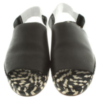 Proenza Schouler Sandals in zwart / White