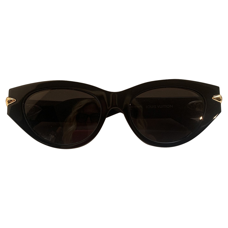 Louis Vuitton Sunglasses in Black