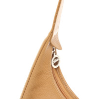 Longchamp Handtasche aus Leder in Ocker