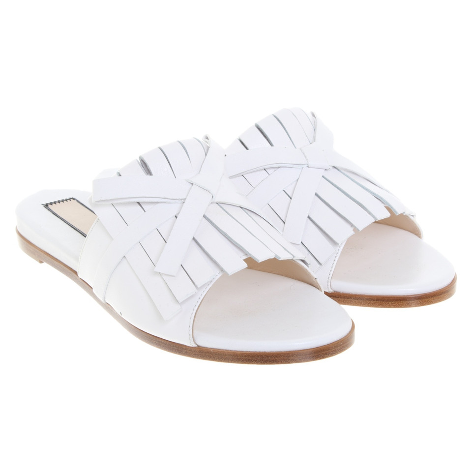 No. 21 Sandals in white