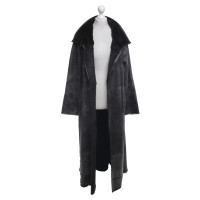 Giorgio Armani Réversible manteau de fourrure avec un look vintage