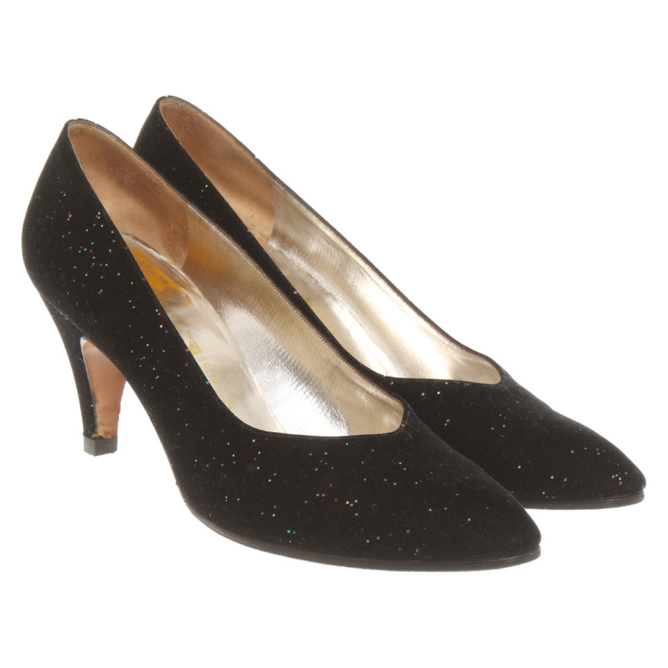 Salvatore Ferragamo Pumps/Peeptoes en Cuir en Noir