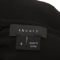 Theory Robe en soie noire