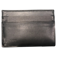 Versace Täschchen/Portemonnaie aus Leder in Schwarz