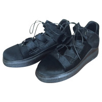 Cinzia Araia Chaussures à lacets en Cuir en Noir