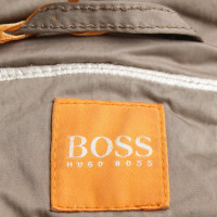 Boss Orange piumino con bordo in pelliccia