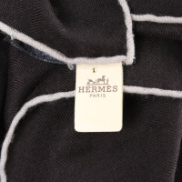 Hermès Echarpe/Foulard en Noir