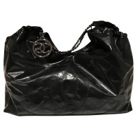 Chanel Coco Patent leather in Black