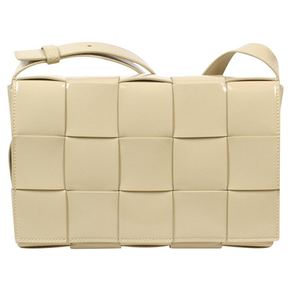 Bottega Veneta Casette Bag Leather in Cream