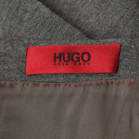 Hugo Boss Kleid aus Viskose in Grau