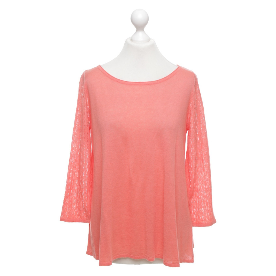 Hugo Boss top with lace pattern