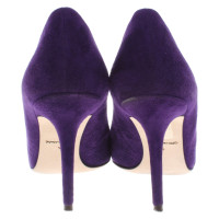 Dolce & Gabbana pumps in violet