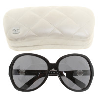 Chanel Lunettes de soleil en noir