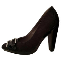 Calvin Klein Pumps/Peeptoes aus Leder in Schwarz