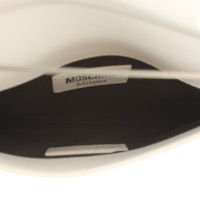 Moschino Umhängetasche aus Leder in Weiß