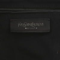 Yves Saint Laurent Borsa in pelle nera con borchie