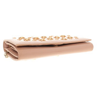 Jimmy Choo clutch dans Nu