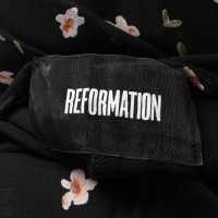 Reformation Kleid aus Viskose