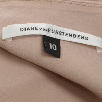 Diane Von Furstenberg Kleid aus Wolle und Seide