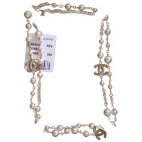 Chanel Necklace with pearls