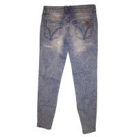 D&G vernietigde jeans