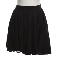 Reiss Pleated skirt in black