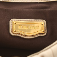 Miu Miu Handtasche in Creme