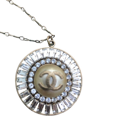 Chanel Necklace Steel in Gold